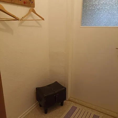 Apartment Tiny *